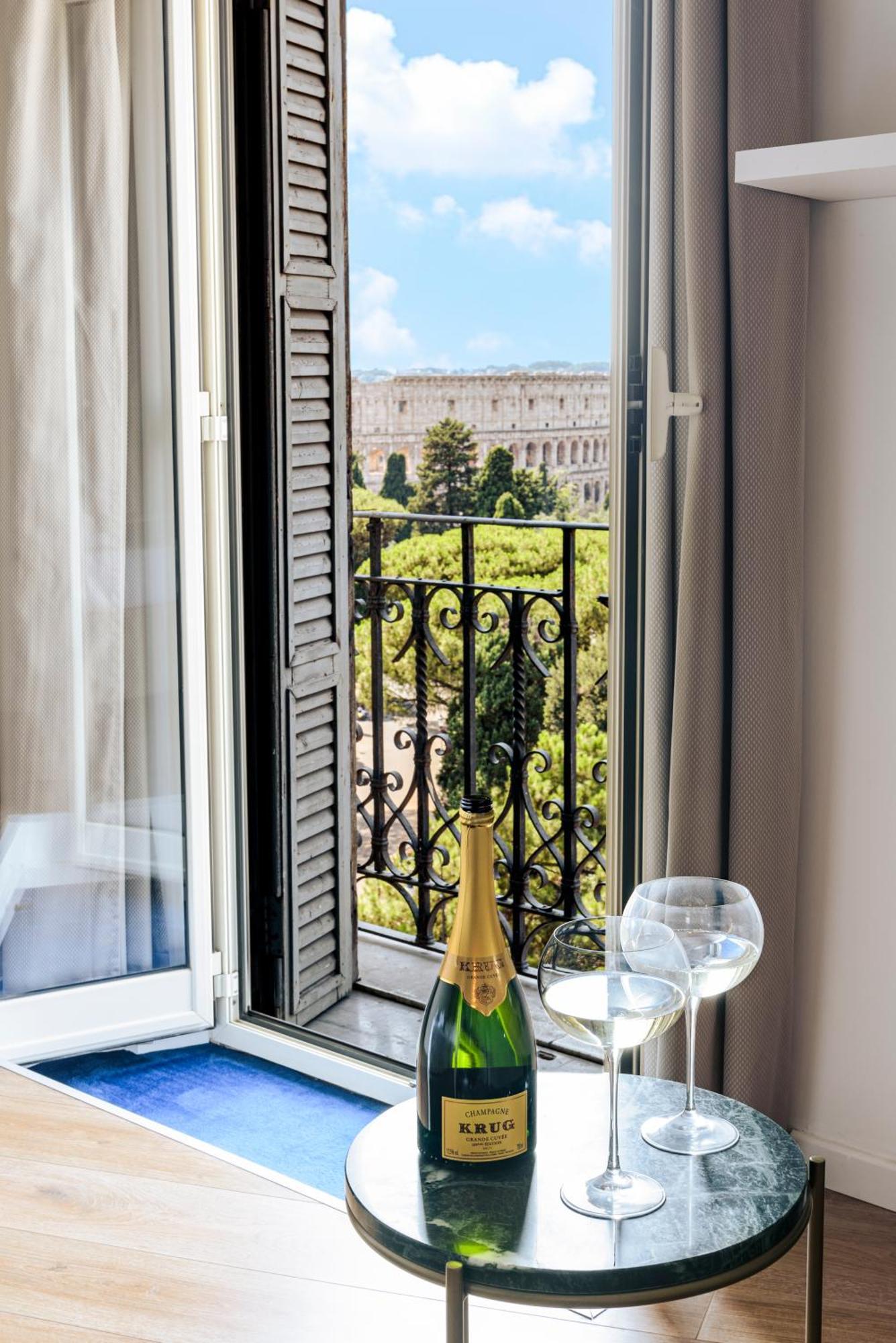 Elysium Suites Colosseo Rome Bagian luar foto